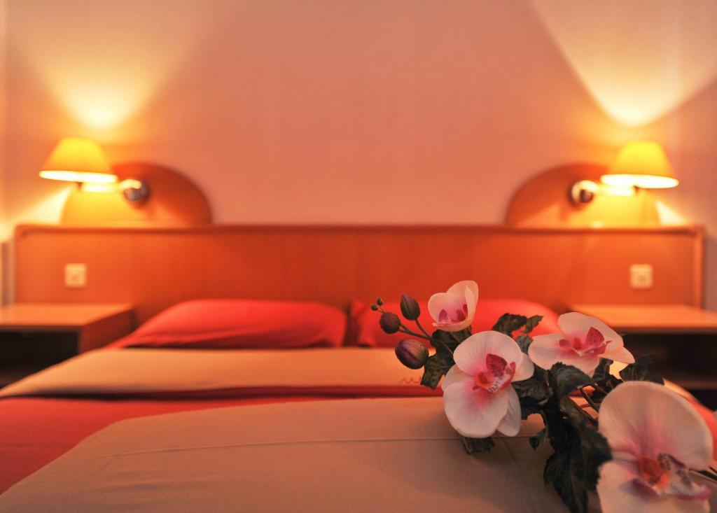 Hotel Ristorante Grotto Serta Lamone المظهر الخارجي الصورة